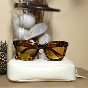 Mark Jacobs Polarized Tortoise’shell Sunglasses